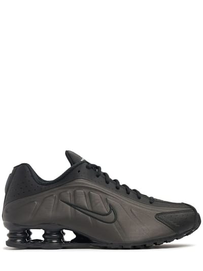 Nike - Low-top sneakers with chunky sole