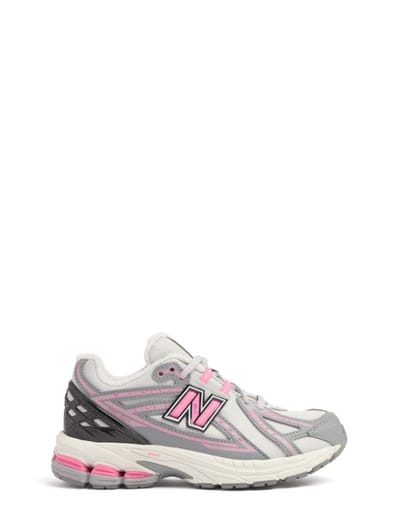 New Balance - 带有图形细节和侧面标志的运动鞋