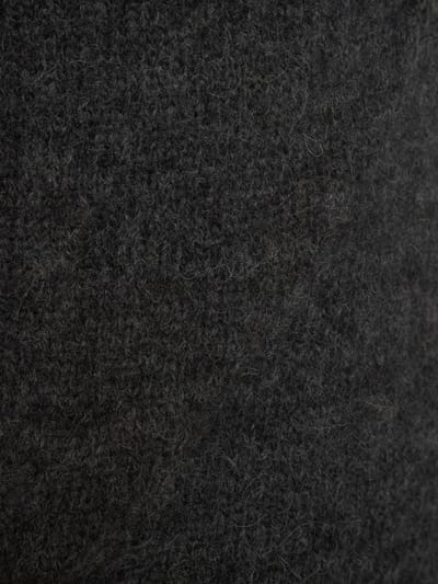The Garment: Kurzes Strickkleid mit breiten Trägern