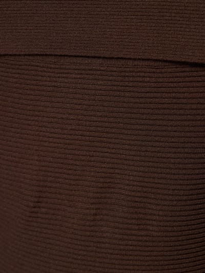 The Garment: Schulterfreies Midi-Strickkleid