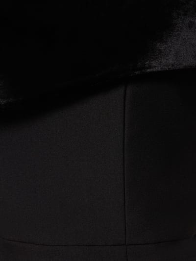 Roland Mouret: Midikleid mit asymmetrischem Ausschnitt