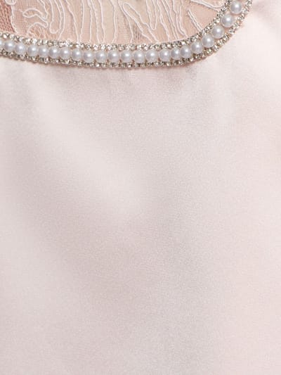 Self-portrait: Vestido de raso con cristales