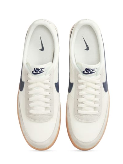 Nike: Low-top sneakers with flat sole