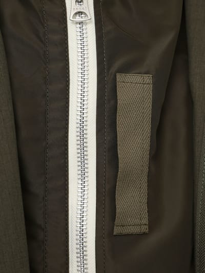 Sacai: 防撕裂外套