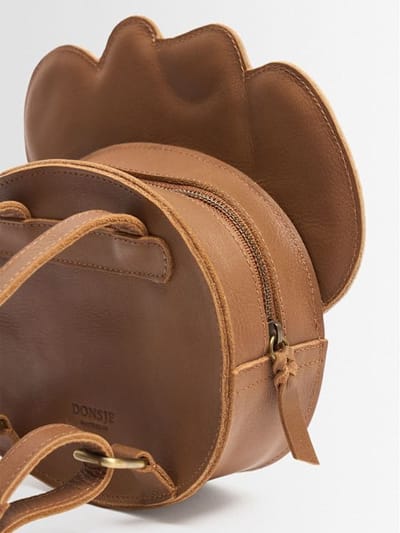 Donsje: Bear leather backpack