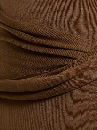 Aya Muse: Vestido largo drapeado de seda