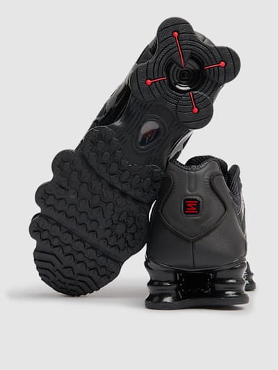 Nike: Sneakers Shox TL