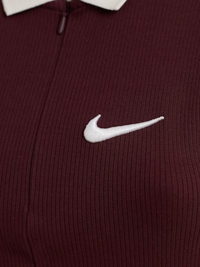 Nike: 领口上衣