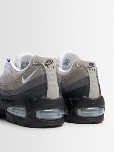 Nike: Air Max 95 OG Sneakers