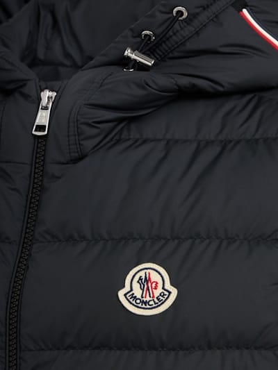 Moncler: 带帽子的绗缝背心