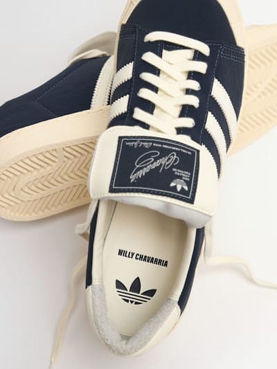 adidas Originals: Low-top sneakers with visible tongue