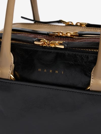 Marni: Small Bauletto 皮革肩背包