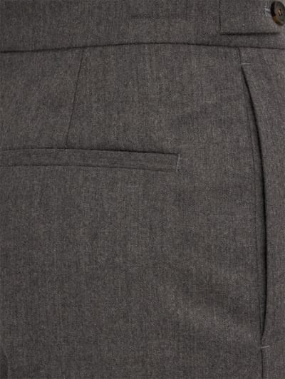 Stella McCartney: Pantalones de lana ajustados y a medida