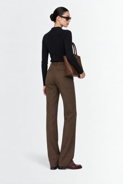 CRUNA: Slim fit lightweight knit sweater