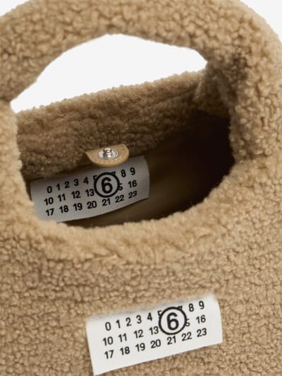 MM6 Maison Margiela: Wool blend knit sweater