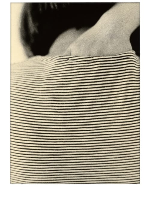 Paper Collective: Striped Shirt墙面装饰