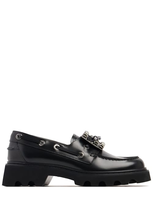Roger Vivier: 带扣和厚底的乐福鞋