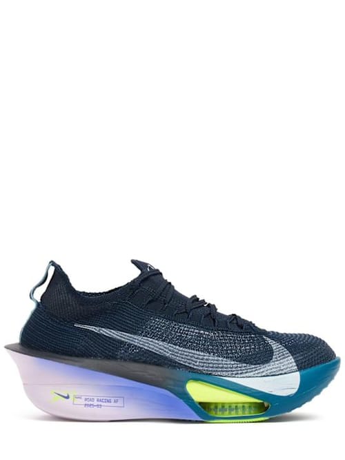 Nike: Low-top sneakers with chunky sole