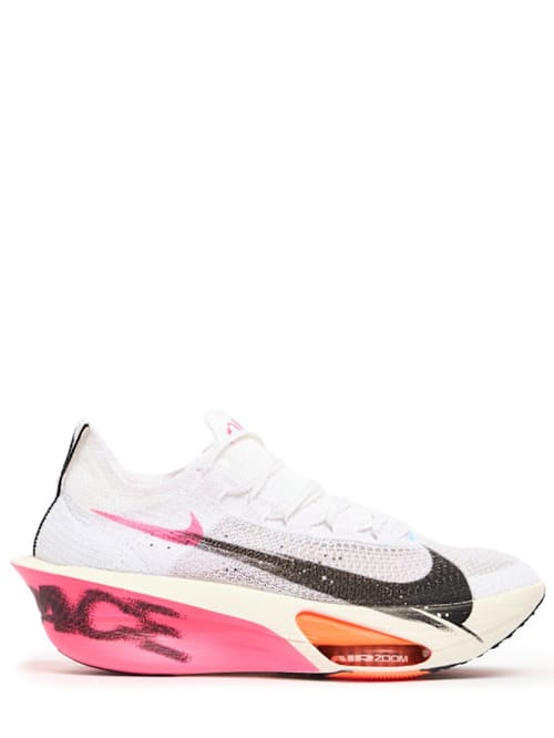 Nike: Low-top sneakers with chunky sole