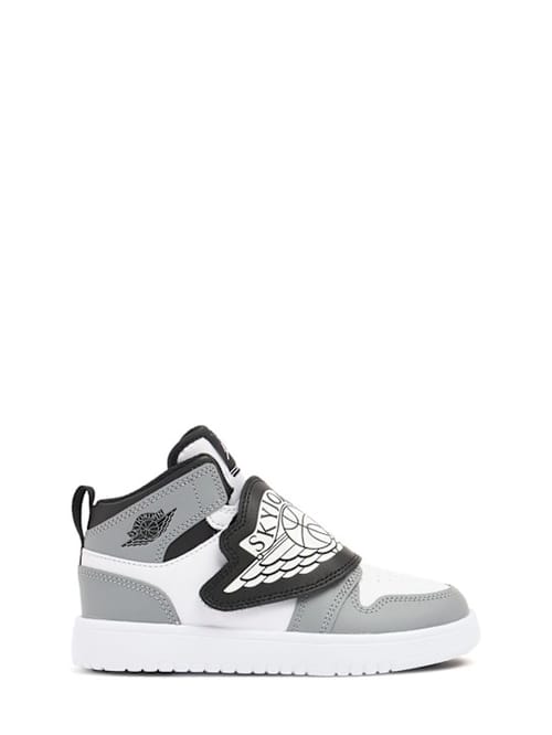 Jordan: 天空 Jordan 1 运动鞋