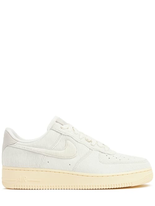 Nike: Air Force 1 '07 球鞋