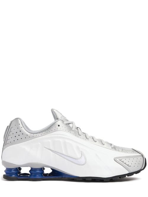 Nike: Low-top sneakers with chunky sole
