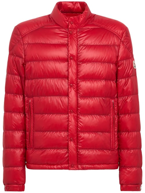 Moncler: 短款羽绒服，配有扣式闭合