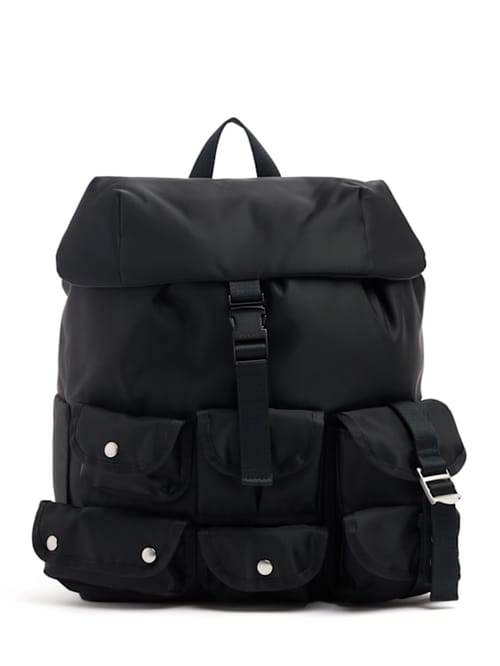 Sacai: 带翻盖和扣带的背包