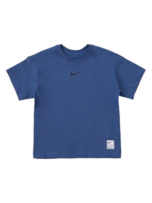 Nike: 性能T恤