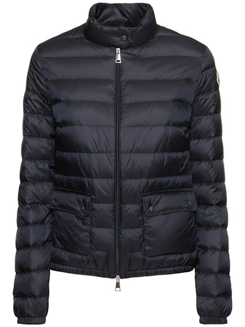 Moncler: 带领短羽绒服