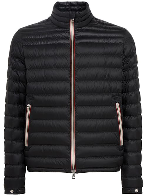 Moncler: 短款羽绒服，带拉链封闭