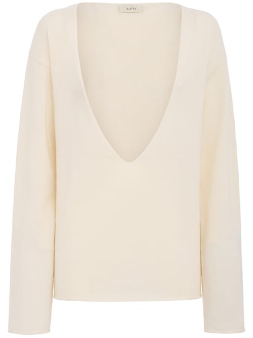 AMIYA: Milano V Neck