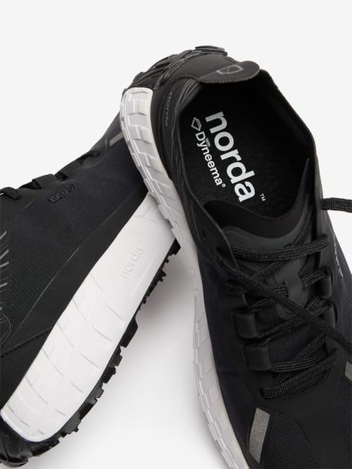 Norda: 001 Dyneema trail running sneakers