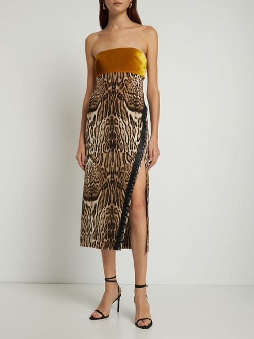 Roberto Cavalli: Vestido midi palabra de honor animalier