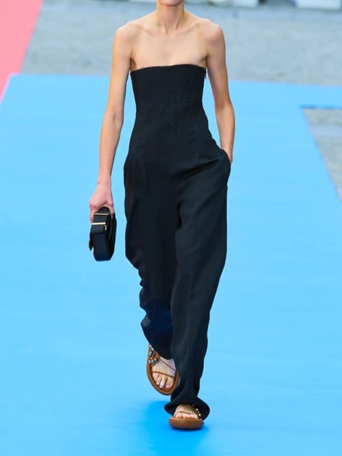 Stella McCartney: 绉纱阔腿连身裤