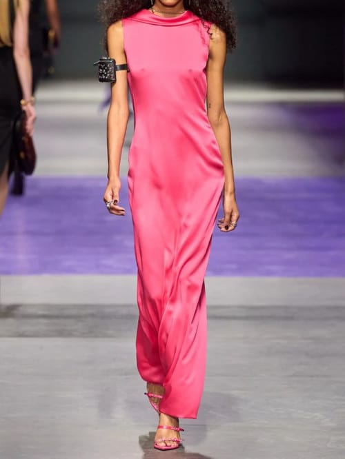 Versace: Vestido largo con espalda drapeada