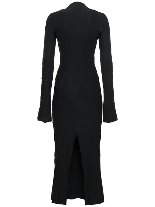 Interior: Langes Baumwollkleid mit sichtbaren Nähten