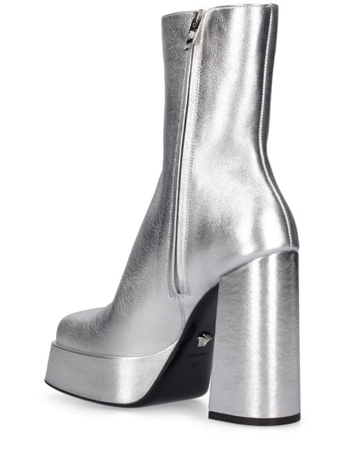 Versace: 120毫米金属色皮革靴子
