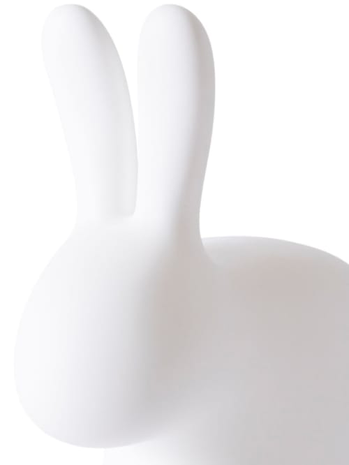 Qeeboo: Rabbit椅子