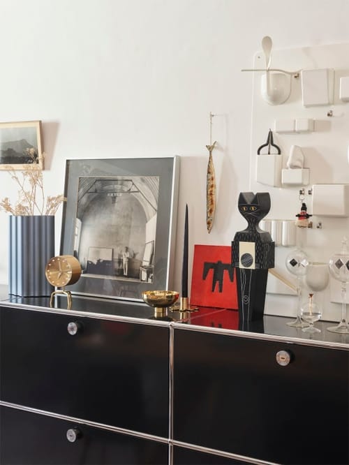 Vitra: Tripod桌面时钟