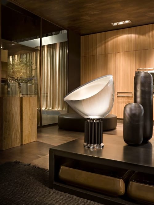 Flos: Taccia Nera台灯
