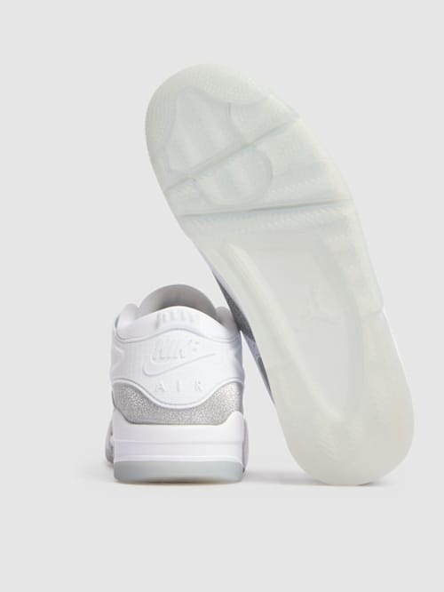 Jordan: Air Jordan 4 RM运动鞋