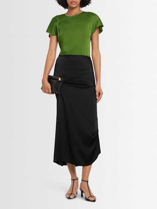 Victoria Beckham: 垂褶绸缎上衣