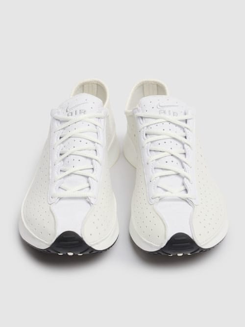 Nike: Air Superfly Sneakers
