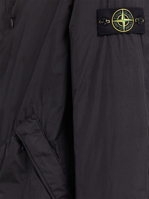 Stone Island: Parka in nylon con cappuccio