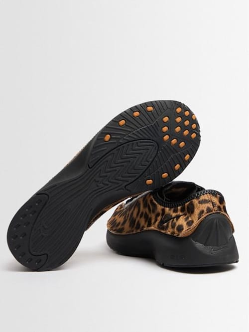 Nike: Air Superfly LX 运动鞋