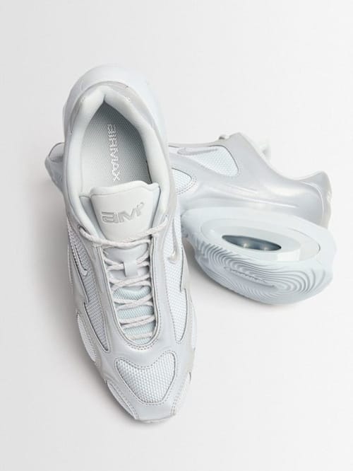 Nike: 空气最大缪斯反光运动鞋