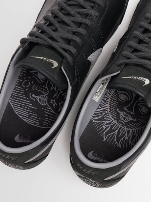 Nike: 阿斯特罗抓鞋
