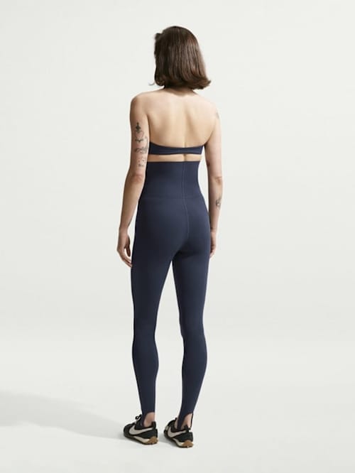 Nike: Jacquemus 文胸