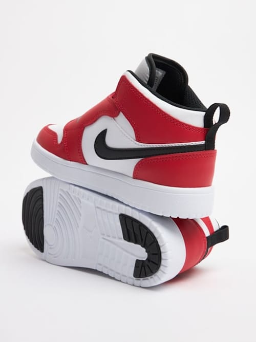 Jordan: 天际Jordan 1运动鞋